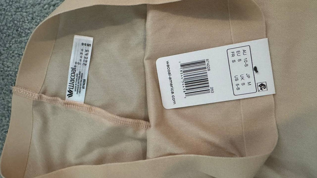 Wacoal Beyond Naked Shaping Shorts Nude Size S 874228 Seamless Firm Control
