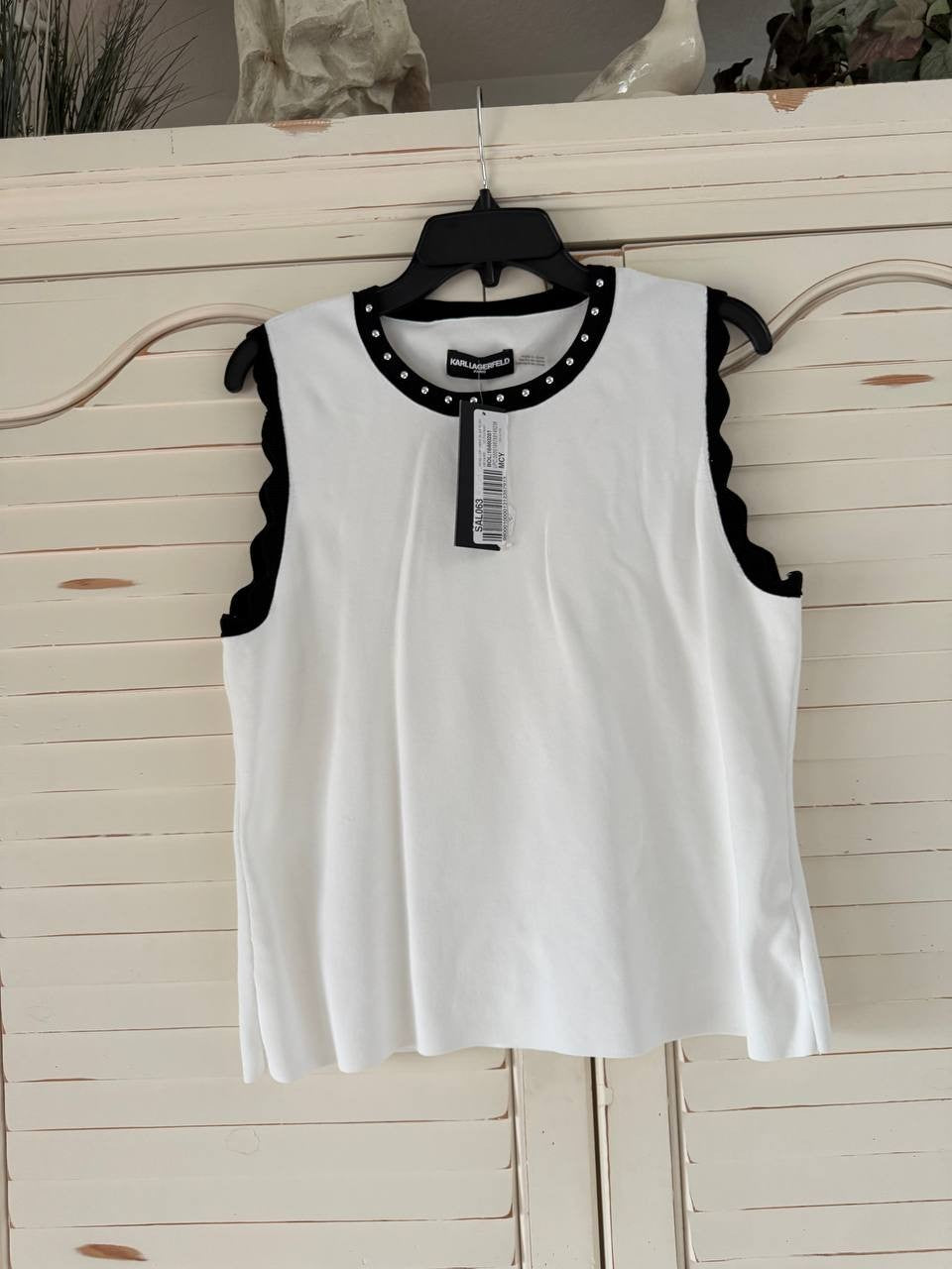 Karl Lagerfeld Sleeveless Sweater L White Scallop Edge Knit NWT