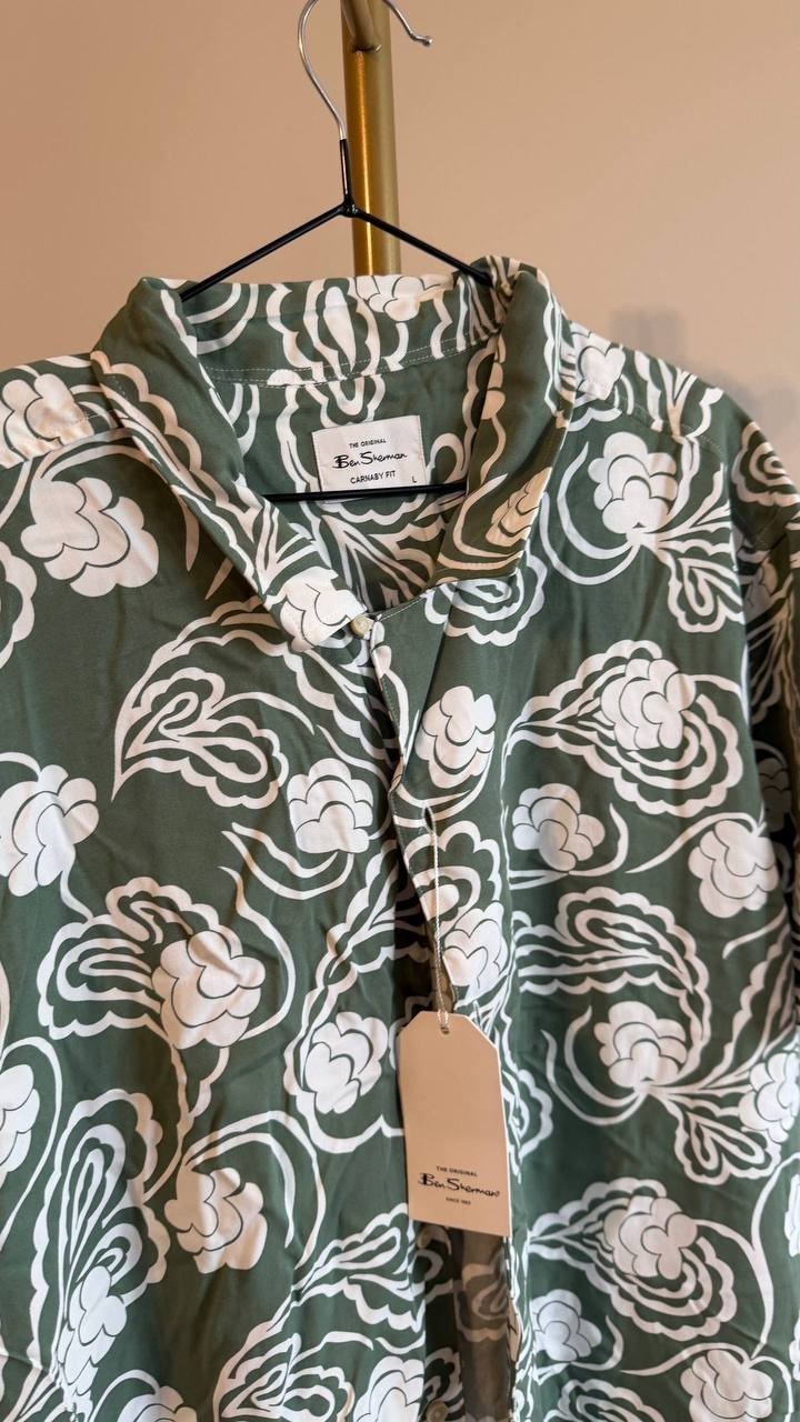 Ben Sherman Men’s Paisley Swirl Print Short Sleeve Shirt L $115 NWT