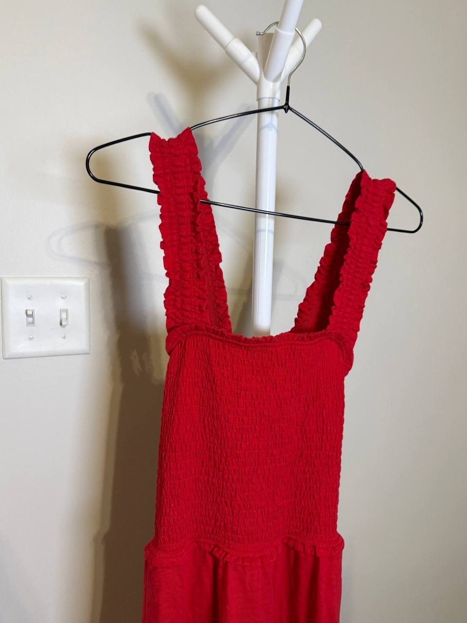 Tommy Hilfiger Smocked Midi Dress- Red – Size M – NWOT – €83.24