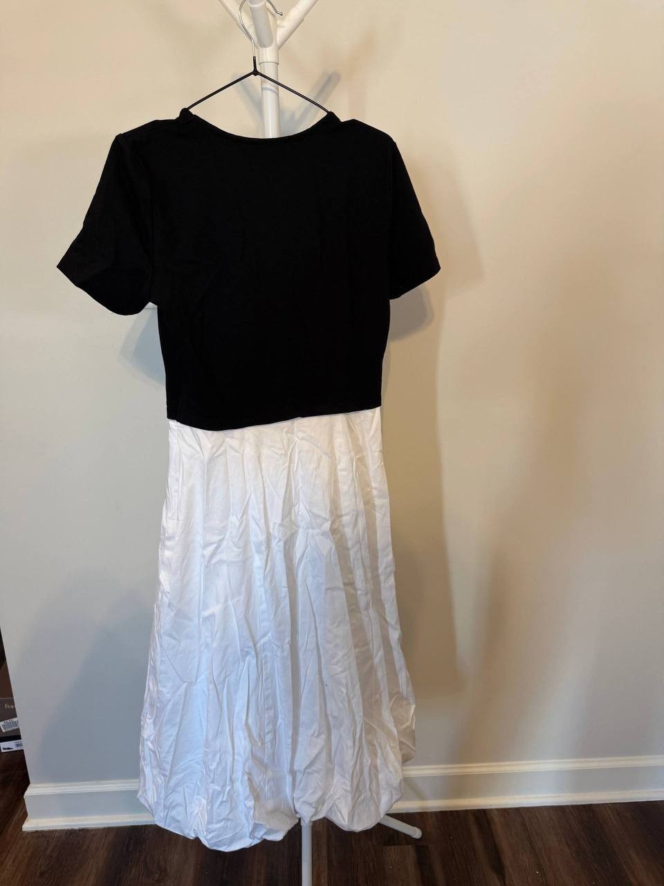 Karl Lagerfeld Paris Bubble Skirt Midi Dress – Size S – NWT – $169