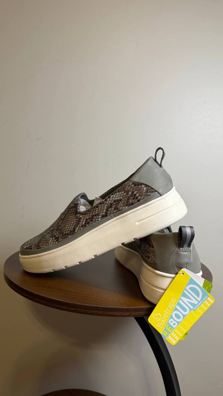 Baretraps Nevin Sneakers 8M Slate Snake Synthetic Slip‑On Comfort NIB msrp$75