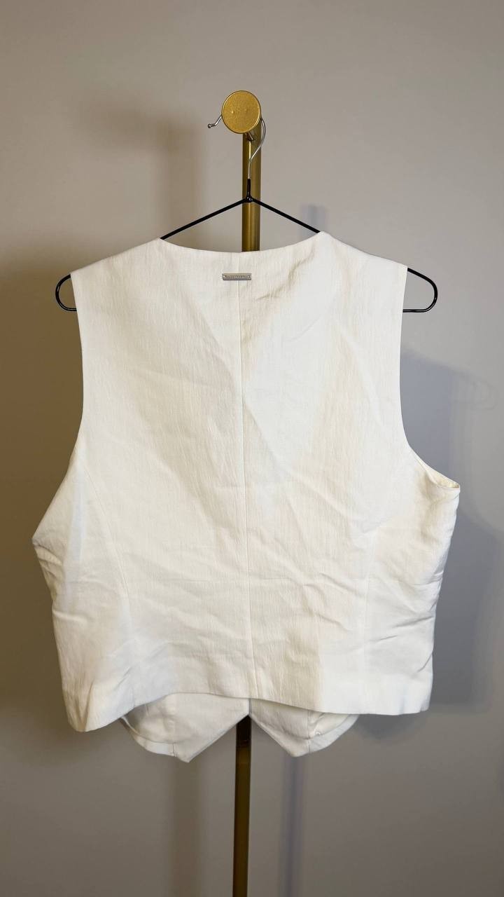 Calvin Klein Tech Texture Vest White Size 10 $129 NWT