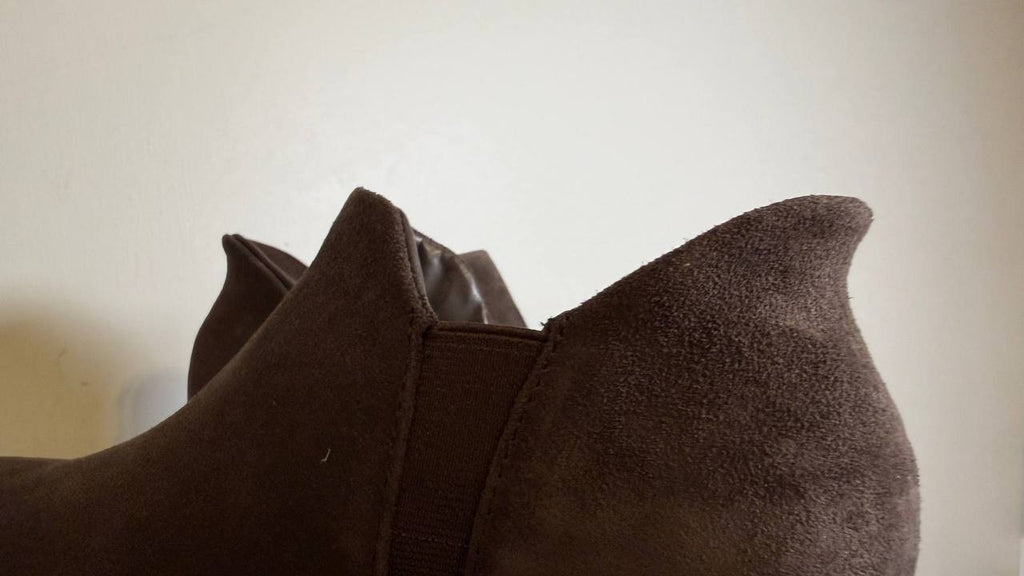 Kenneth Cole Reaction Serafina Booties 8M Chocolate Suede Pull‑On NIB msrp$99