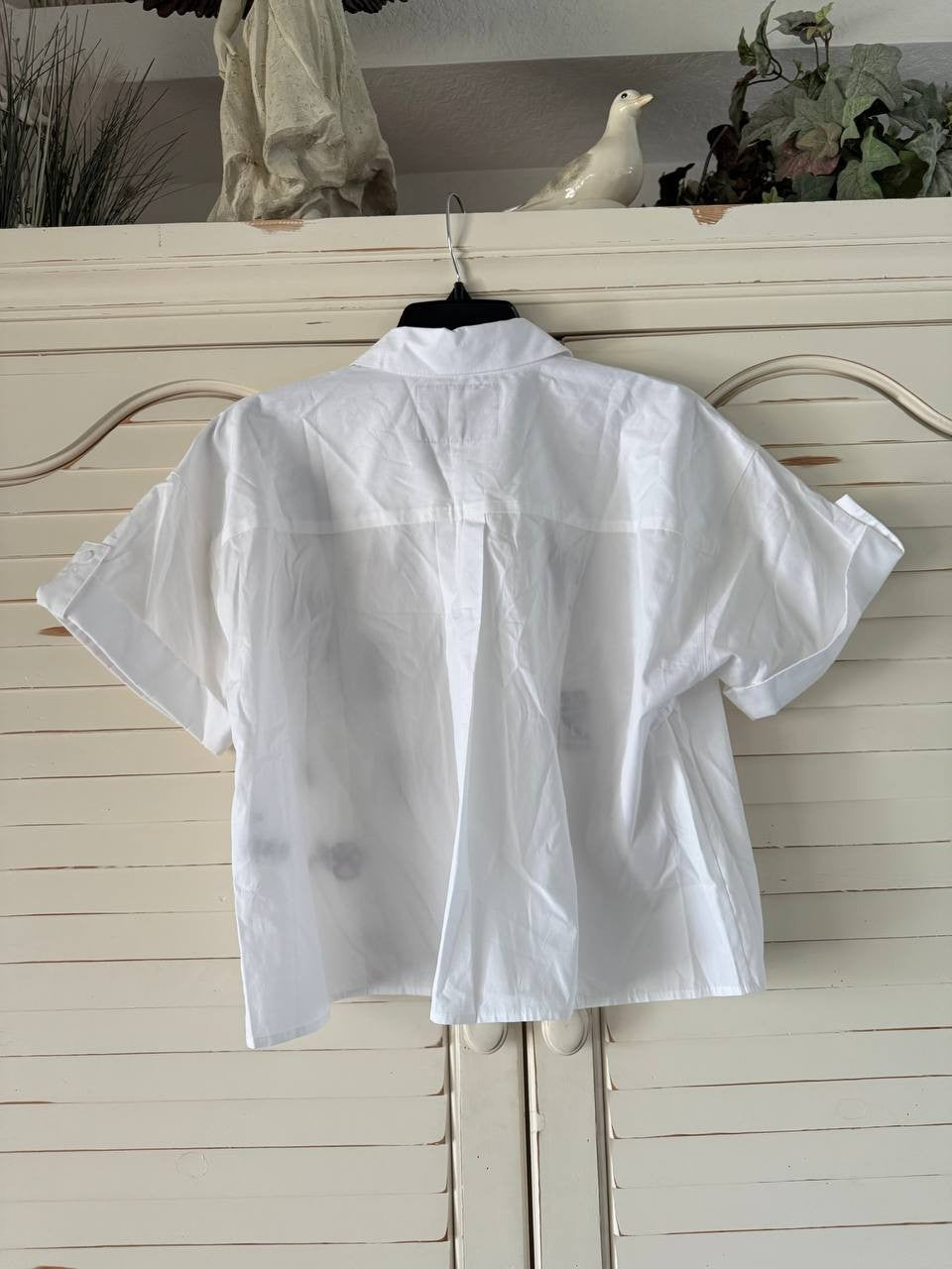 Karl Lagerfeld Paris Camp Shirt M White Embroidered Short Sleeve Resort Style