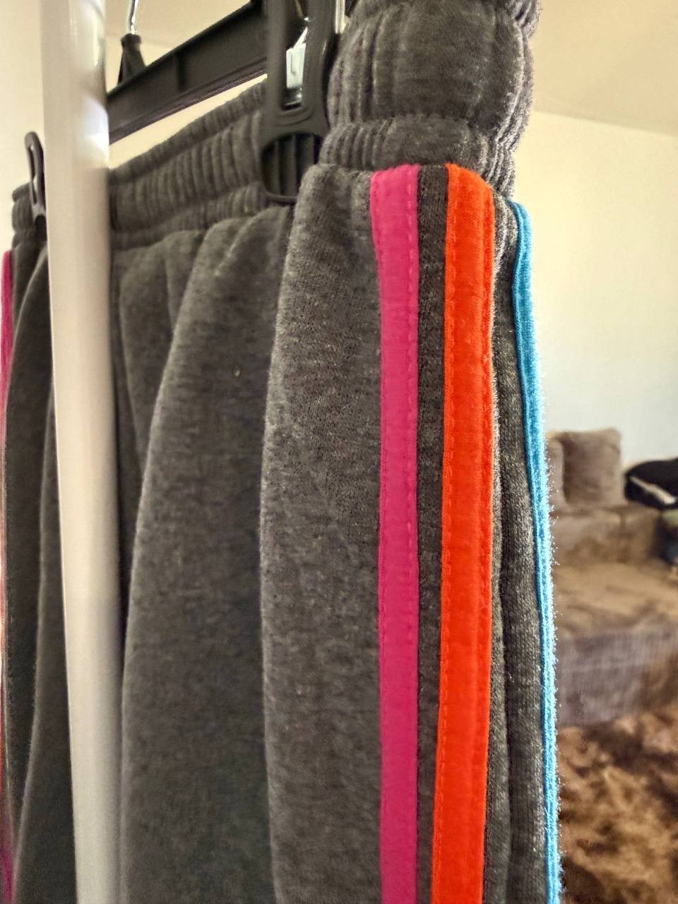 Jolie&Joy Gray Sweatpants – Size X-Large – NWT