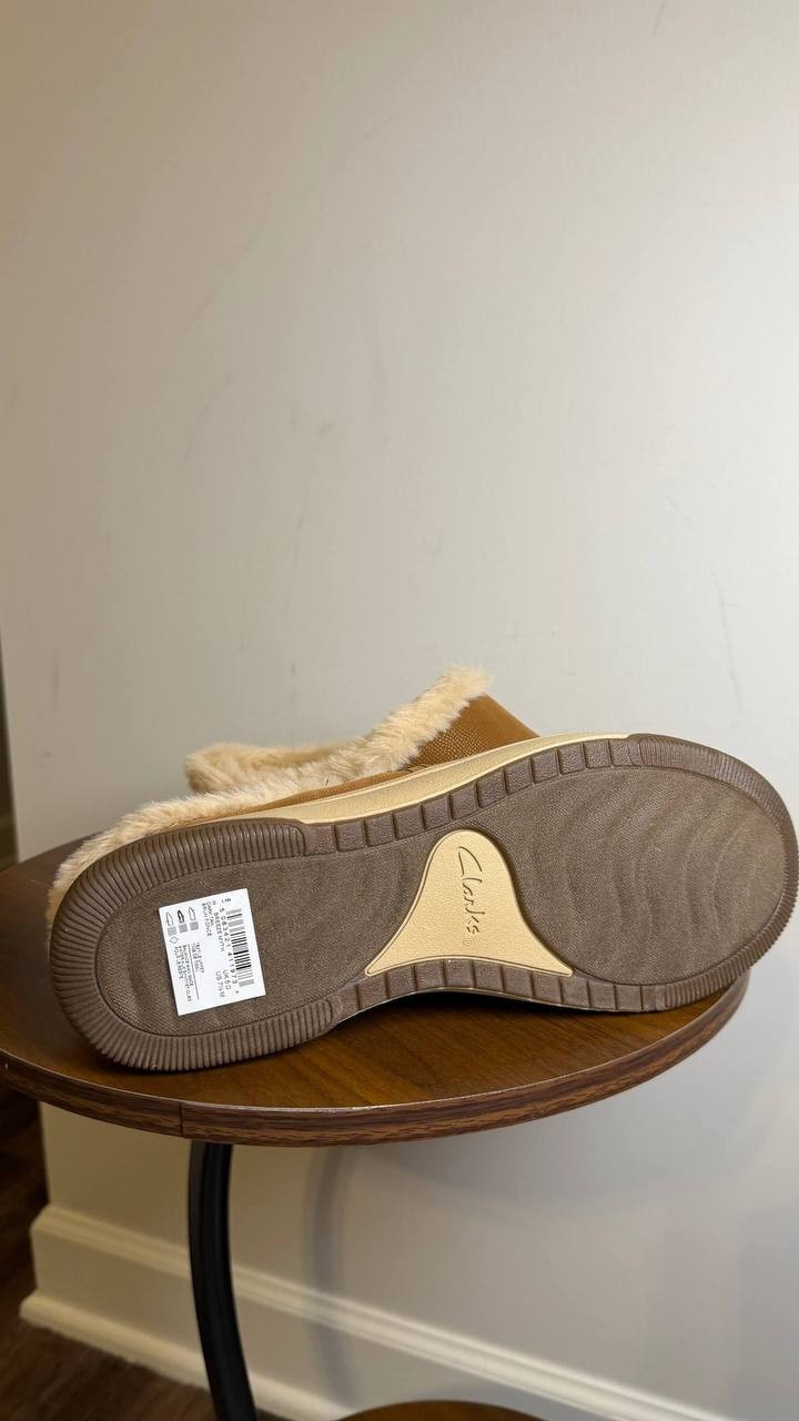 Clarks Dark Tan Textile Clogs/Mules 7.5M NIB MSRP $49.99