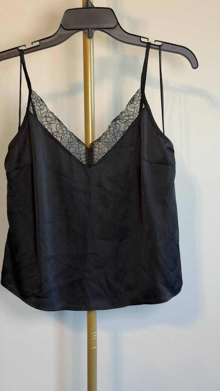On 34th Lace-Trim V-Neck Tank Black M NWOT $29.50