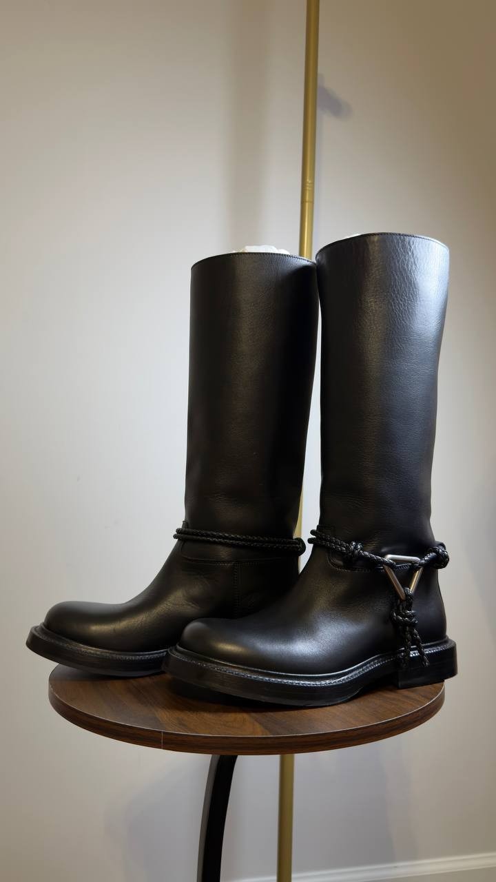 Bottega  Veneta  James  Boot  Black  Leather  36  New  $2150