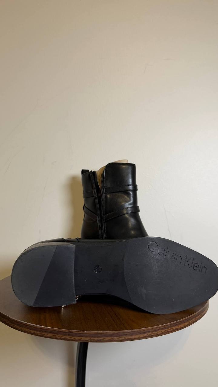 Calvin Klein Black Man‑Made Block Heel Booties 8.5M NIB MSRP $139