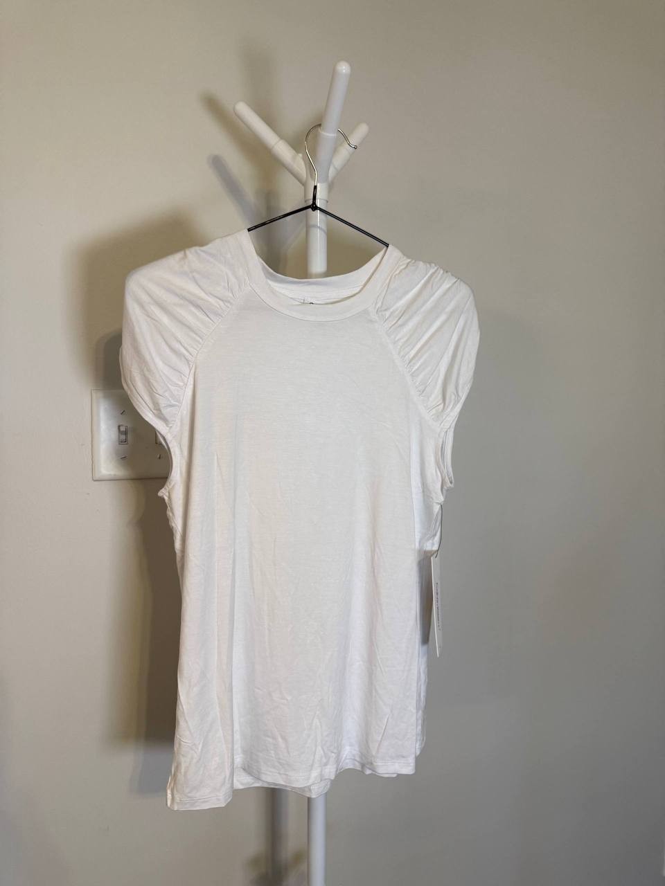 Calvin Klein White Sleeveless Ruched-Shoulder Top – Size S – NWT – $49