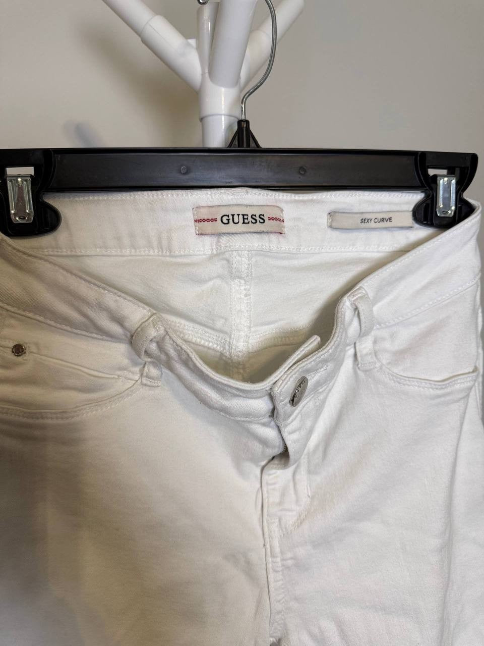 Guess Mid‑Rise Sexy Curve Skinny Jeans – Size 26 – Pre‑Owned