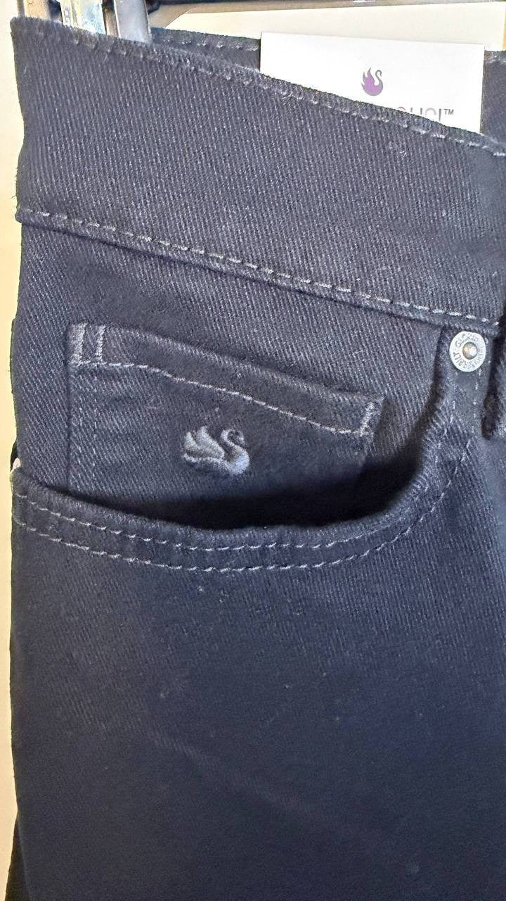 Gloria Vanderbilt Women’s Amanda Classic Fit Jeans Black 4P $48 NWT