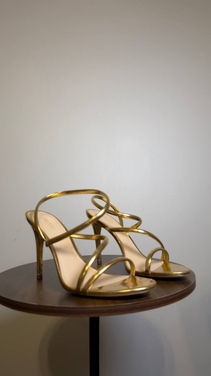 Arezzo High Stiletto Sandals Gold 11 B Pre-Owned $119.00