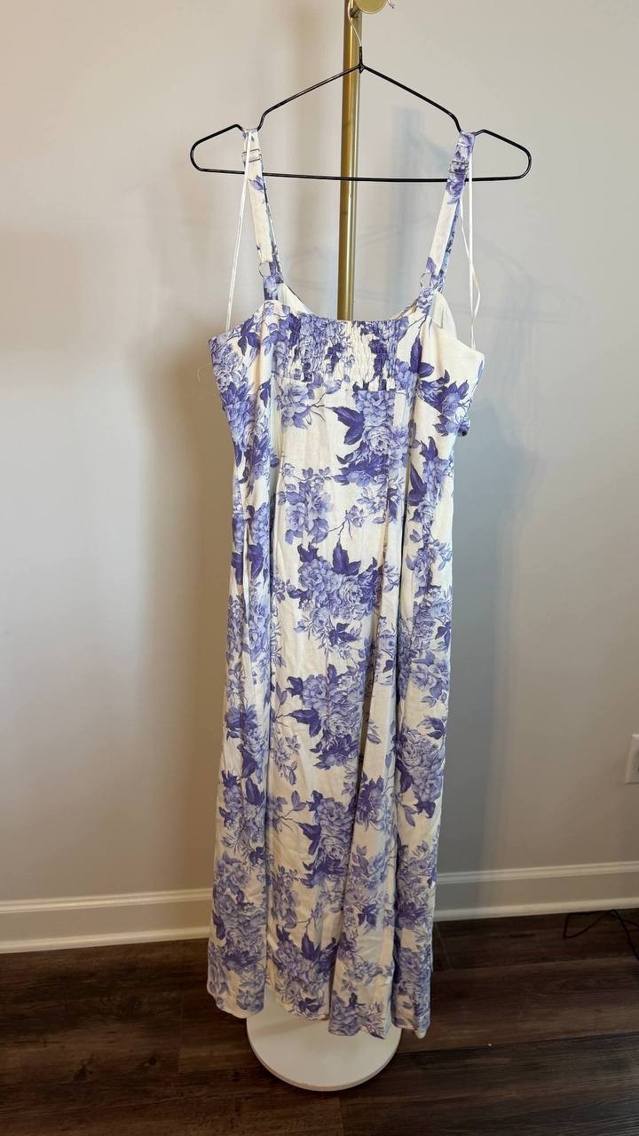 Taylor Women’s Floral Print Tie Bodice Flare Dress Size10NWOT two buttons missed