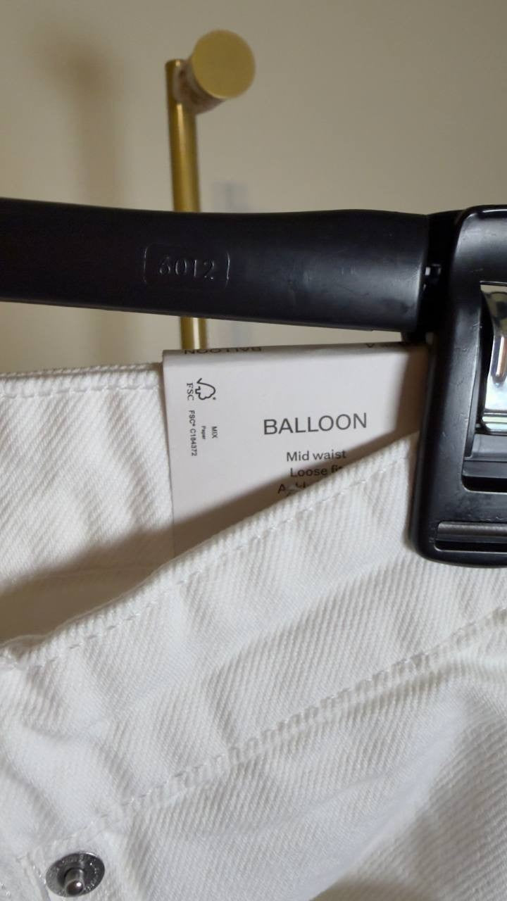 Mango Mid‑Rise Balloon Jeans White 4 NWT $70