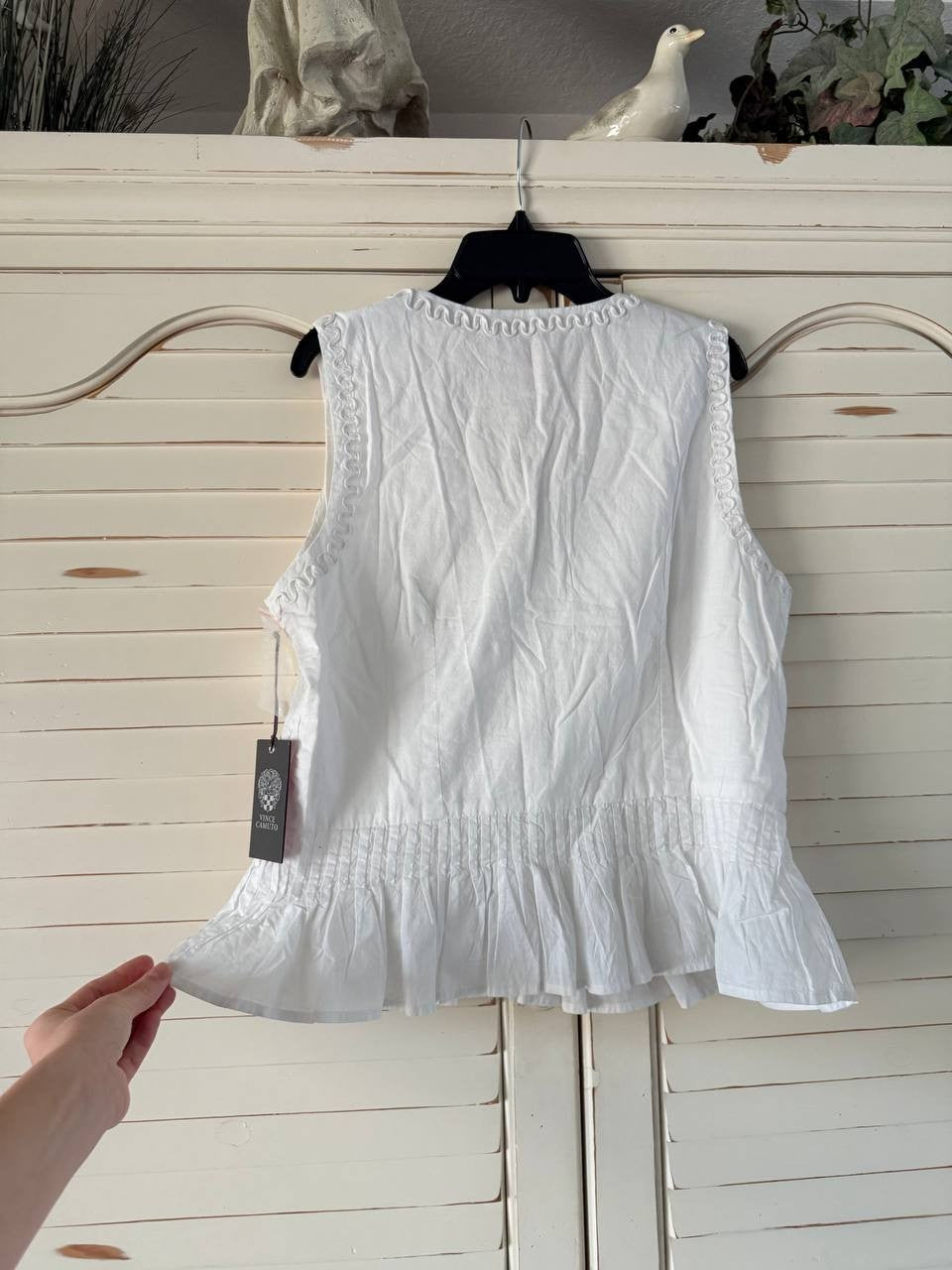 Vince Camuto V-Neck Tank Peplum With Pleats Size M White NWT $99