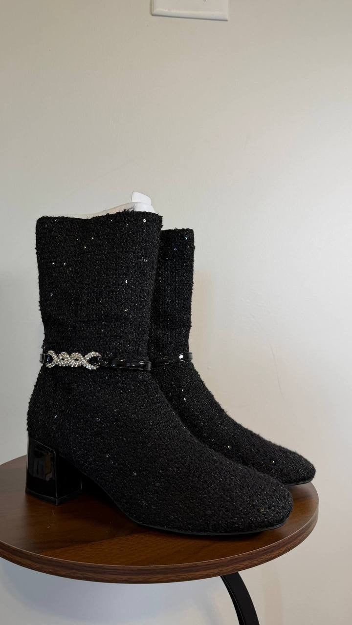Kenneth Cole Reaction Lacey Booties 8.5M Black Fabric Square Toe NIB msrp$129