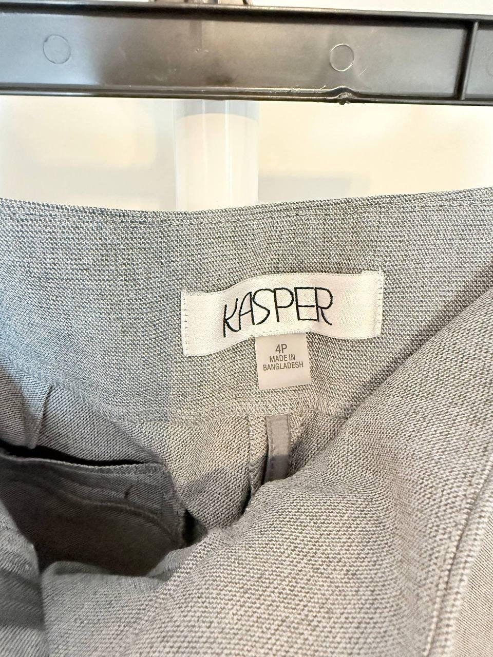 Kasper Stretch Crepe Straight‑Leg Pants – Size 4P – NWT – $79