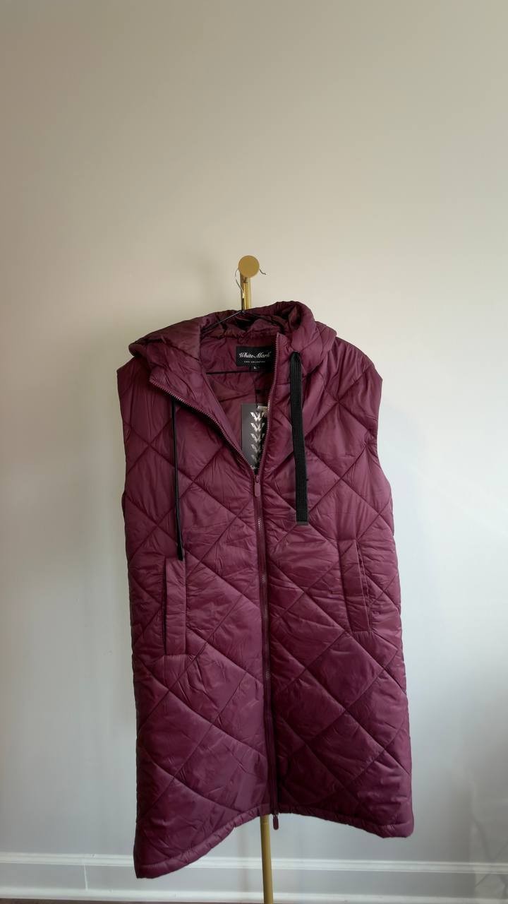 White Mark Diamond Quilted Hooded Puffer Vest Burgundy L NWT $95