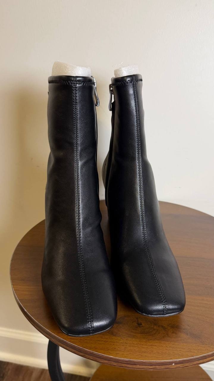 DKNY Black Stretch Booties 8M New in Box MSRP $99