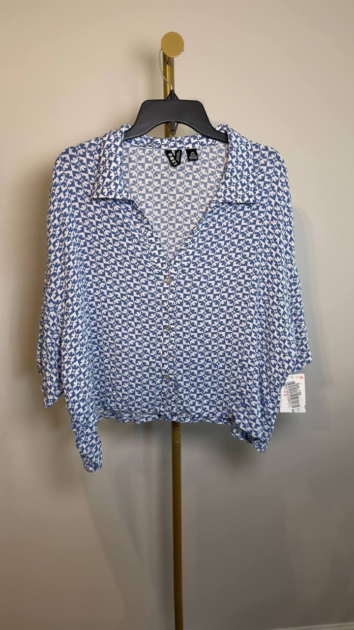 Roxy Hazy Dazy Cropped Button Up Cover Up Blue L NWT $56
