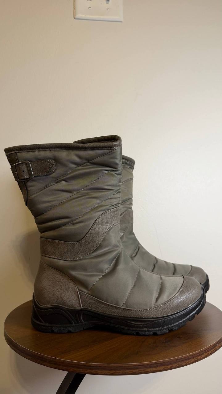 Bella Vita Women’s Boots 6.5W Grey Synthetic – New in Box MSRP $109.95
