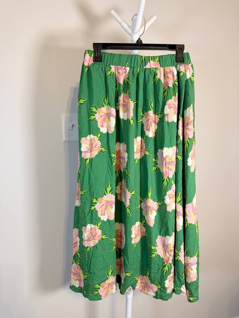 CeCe Floral Pull‑On Midi Circle Skirt – Size S – NWOT