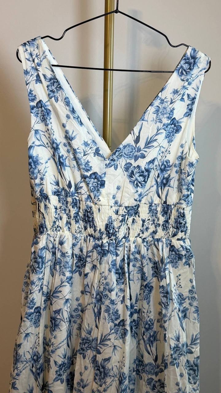 Taylor Women’s V‑Neck Floral Fit & Flare Dress Blue/White Size 12 NWOT $139