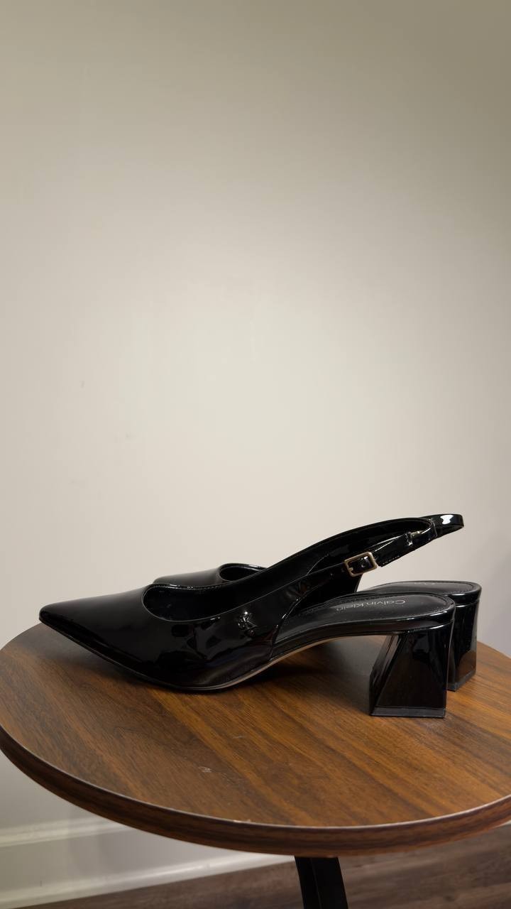 Calvin  Klein  Pointed  Toe  Pumps  Black  7.5M  New  $109