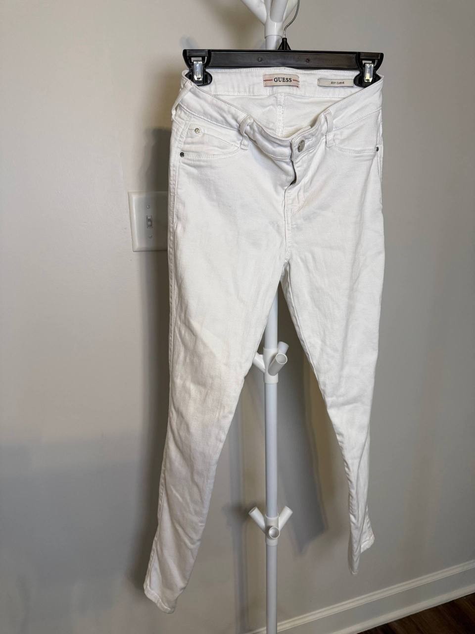 Guess Mid‑Rise Sexy Curve Skinny Jeans – Size 26 – Pre‑Owned
