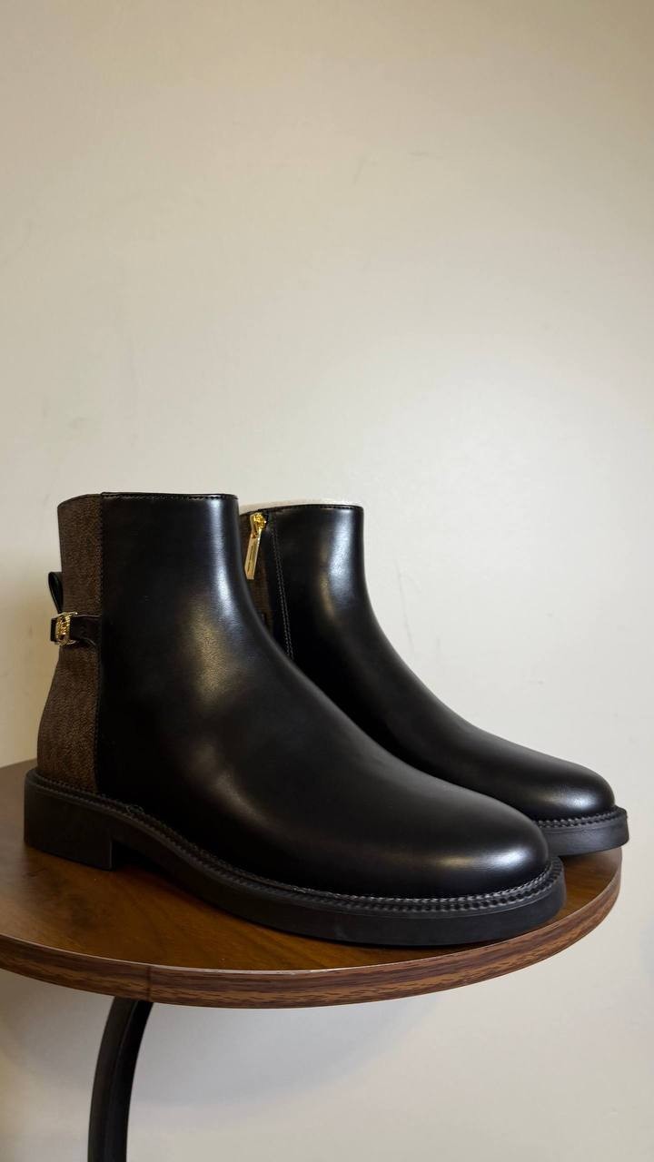Michael Kors Brown/Black Faux Leather Block Heel Booties 5M NIB MSRP $150