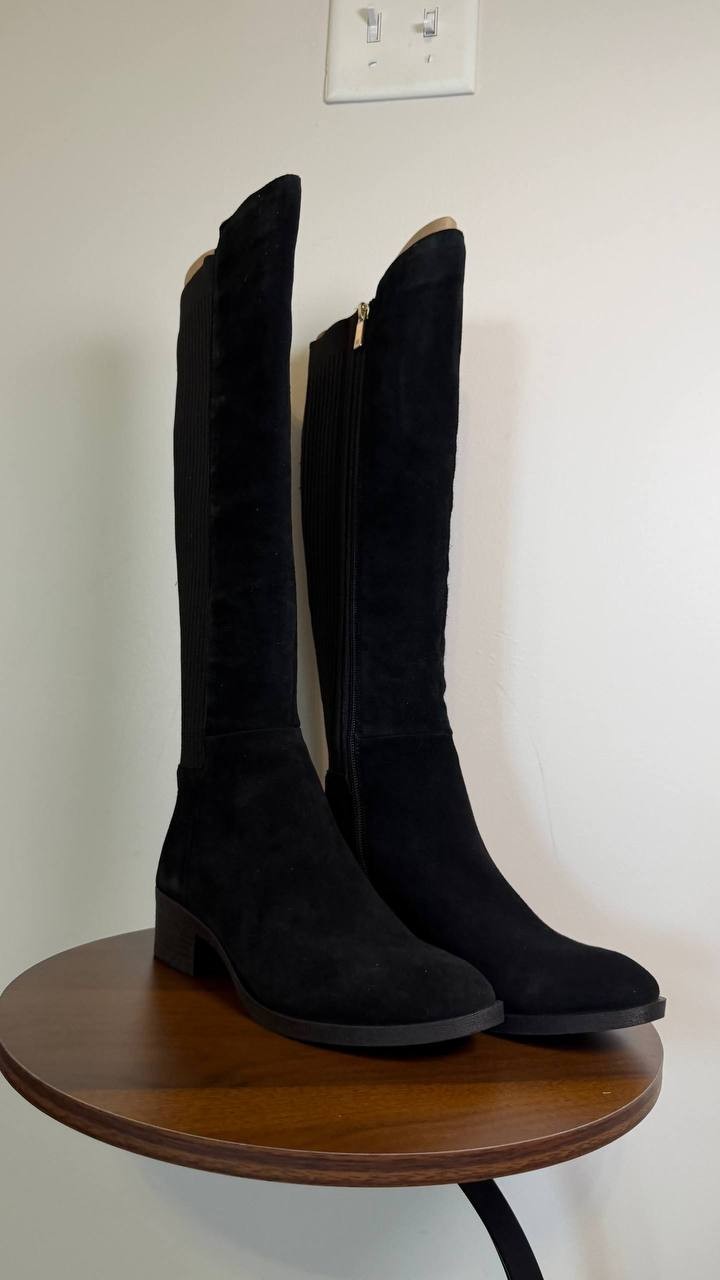 Kenneth Cole Levon Boots 6.5M Black Suede Tall Wide‑Shaft Round Toe NIB msrp$220