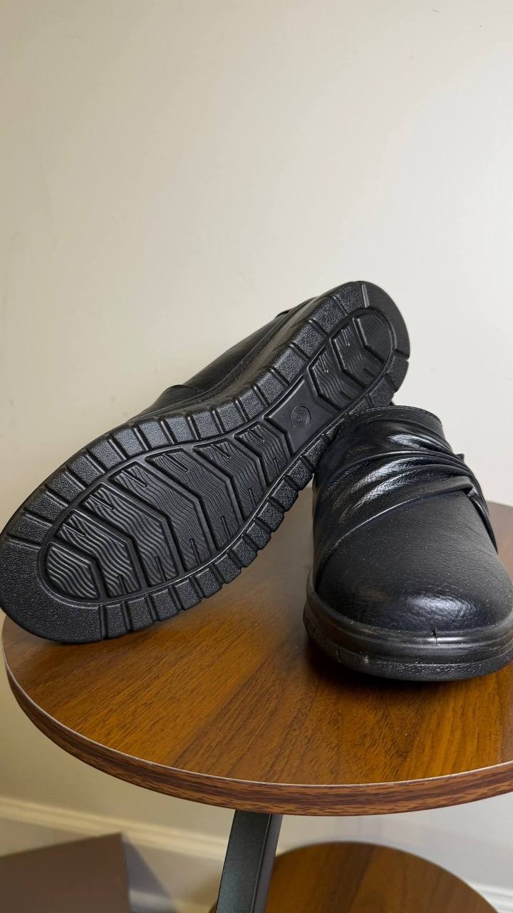 Easy Street Faith Slip‑On Wedge Shoes Black Women’s 9M Comfort Wave NWB $64.99