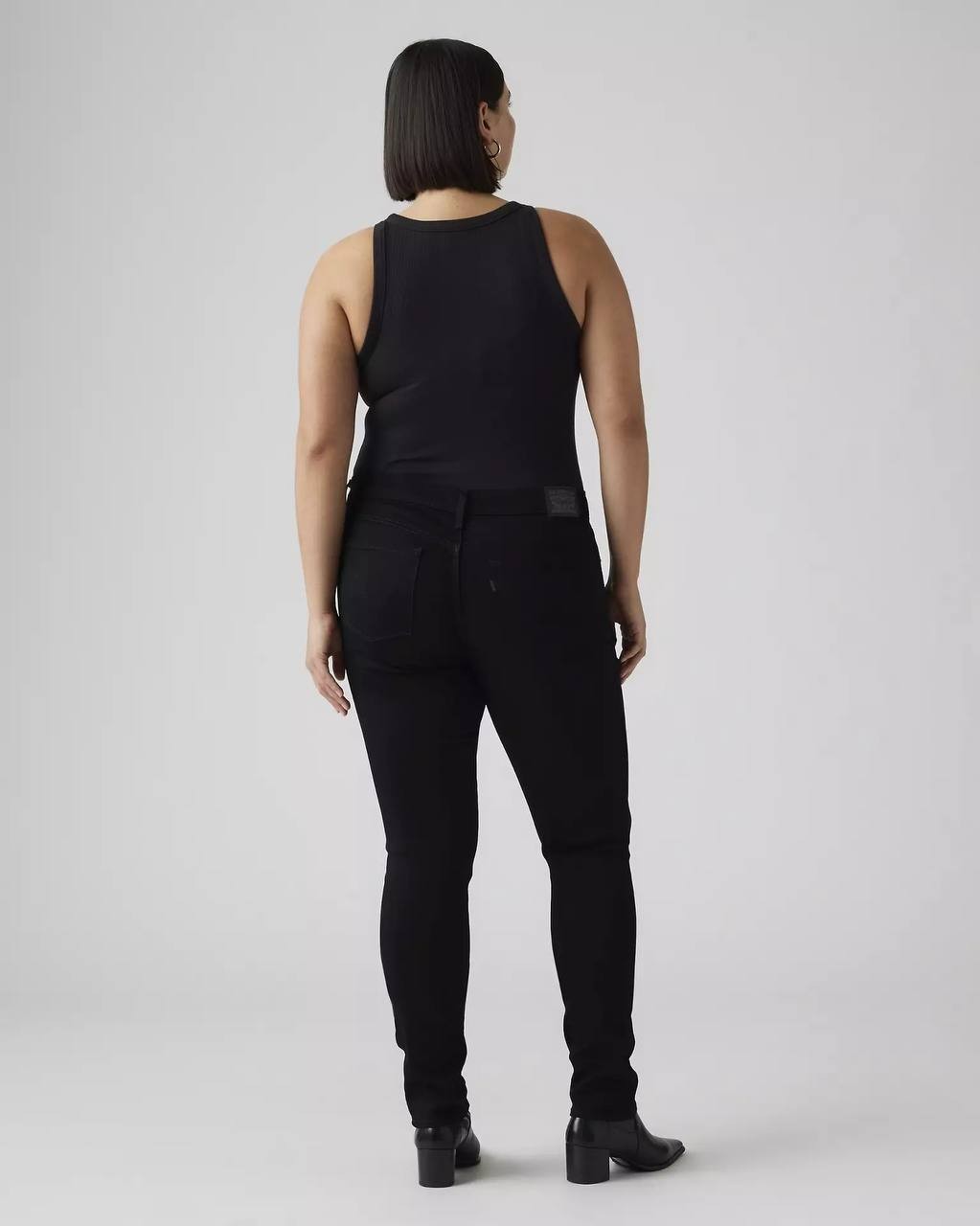 Levi’s Women’s Plus Shaping Jeans Black 22W M $69.50 NWT