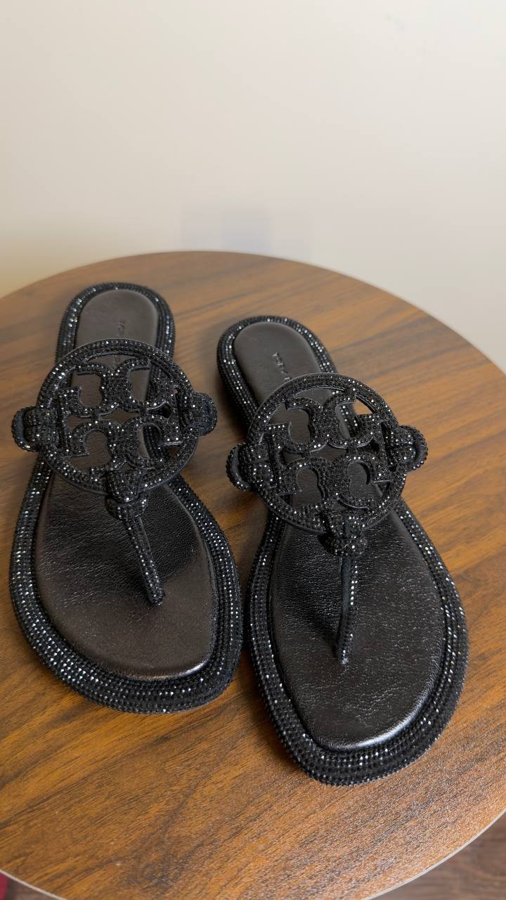 Tory Burch Thong Sandals Perfect Black 6 New $300.00