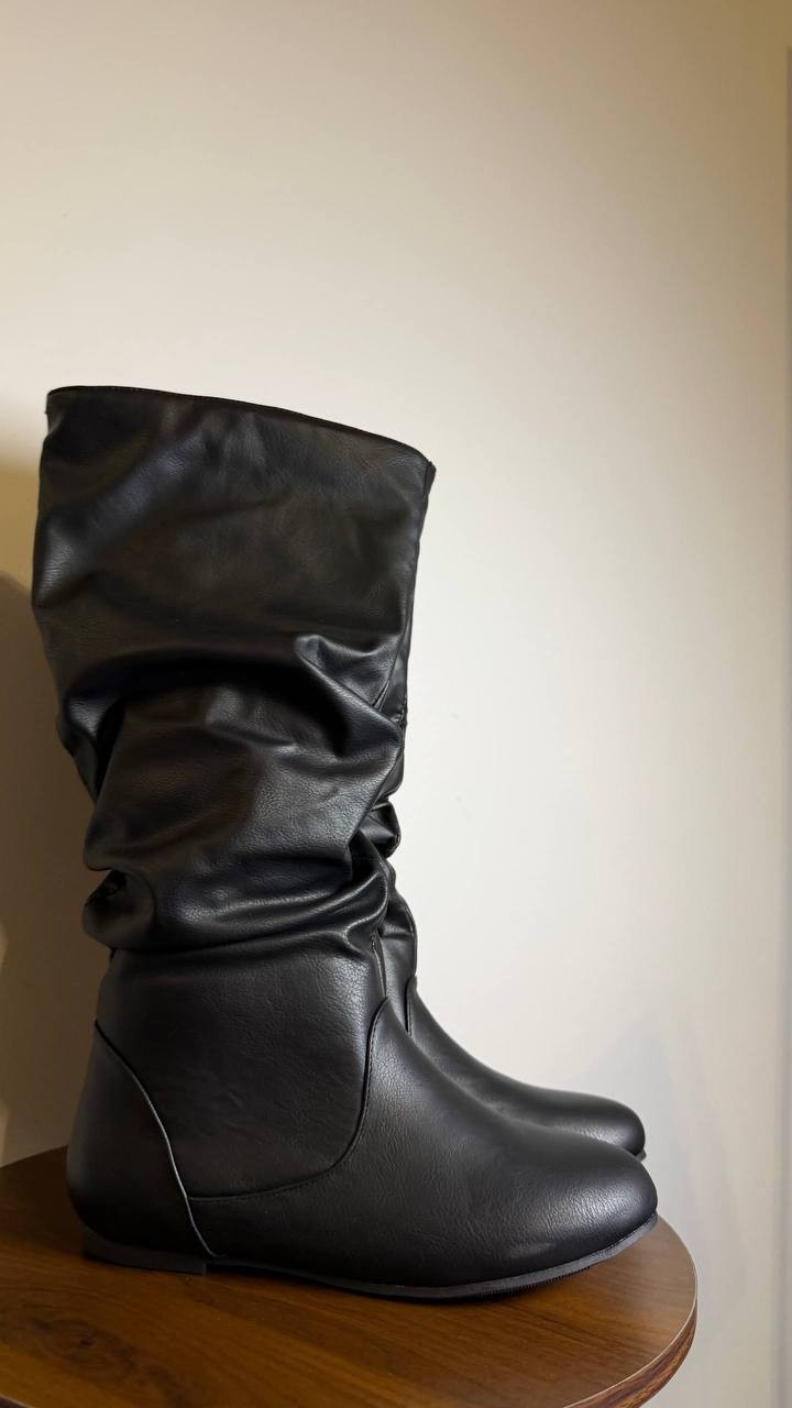 Journee Collection Polyurethane Boots 8M Black New in Box MSRP $129