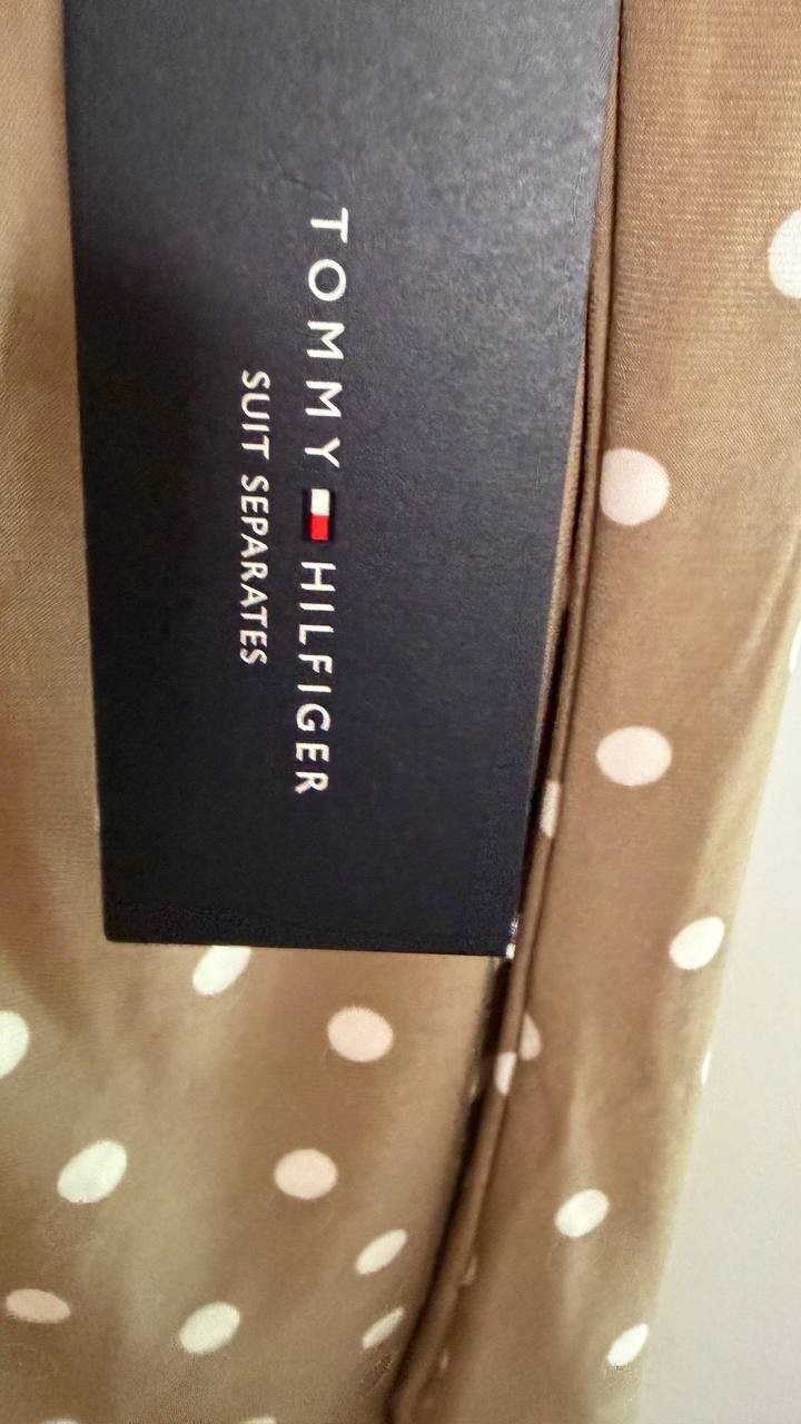 Tommy Hilfiger Women’s  Dot Print Split-Neck Flutter-Sleeve Top M $59 NWT