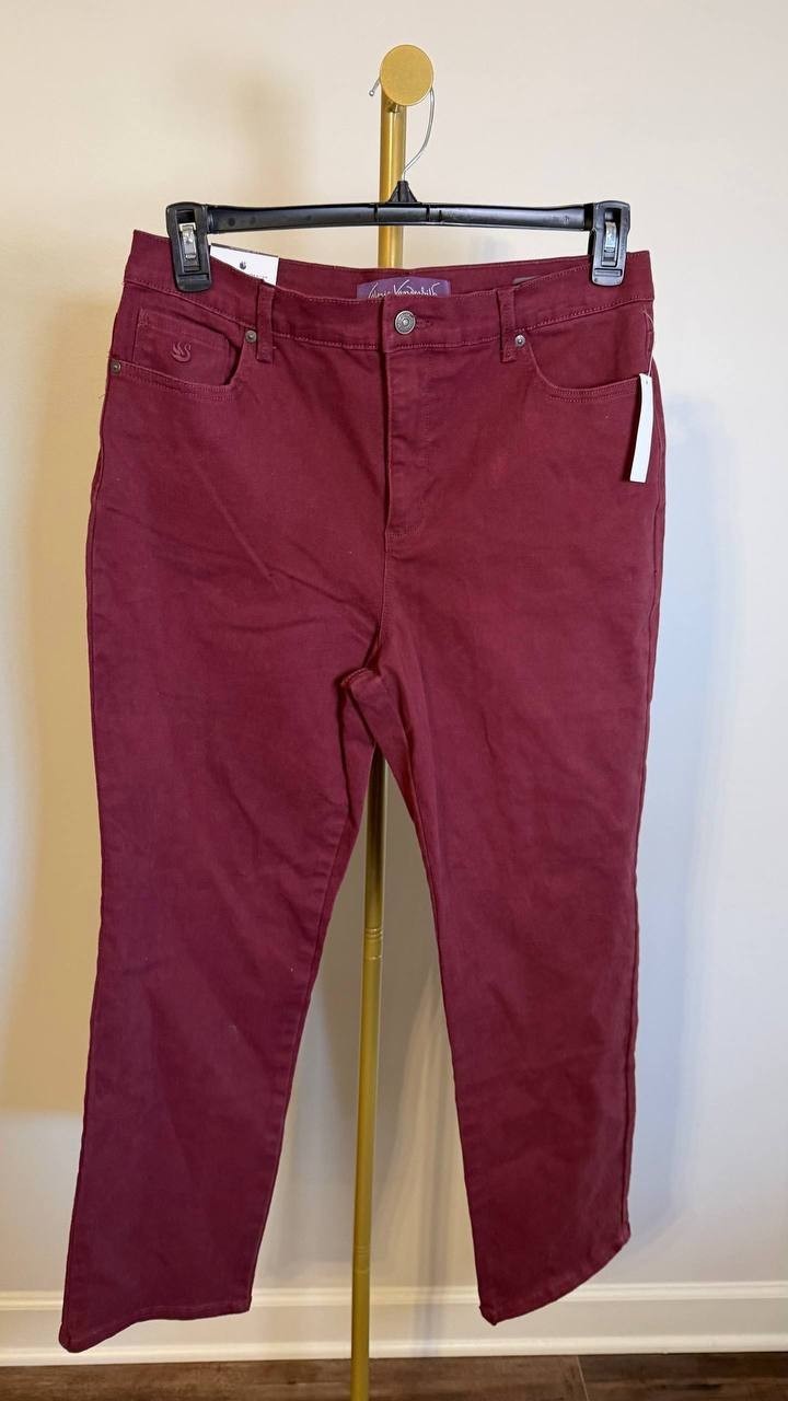 Gloria Vanderbilt Women’s Petite Amanda Straight Jeans Burgundy 14P $48 NWT