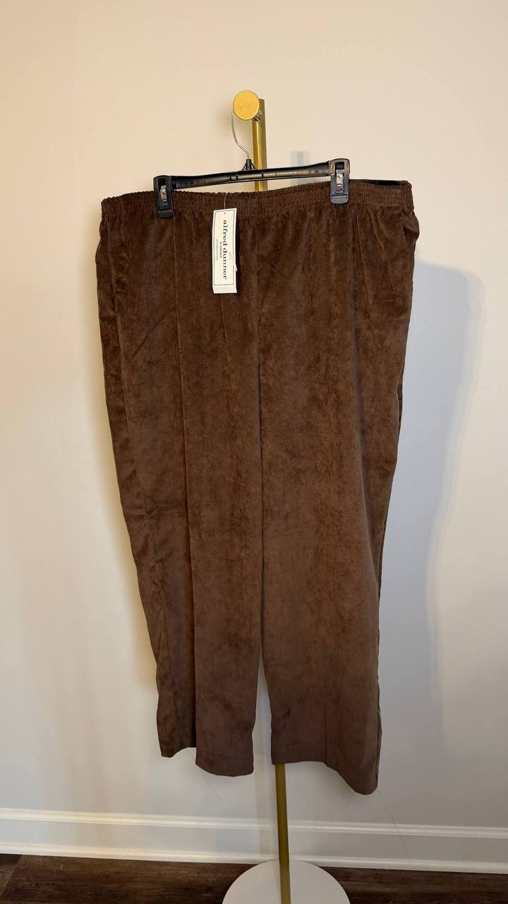 Alfred Dunner Plus Size Slimming Corduroy Pants Brown 22W NWT $54.50