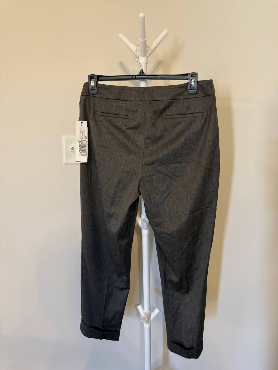 Calvin Klein Herringbone Cuffed Ankle Pants – Size 12 – NWT – $99
