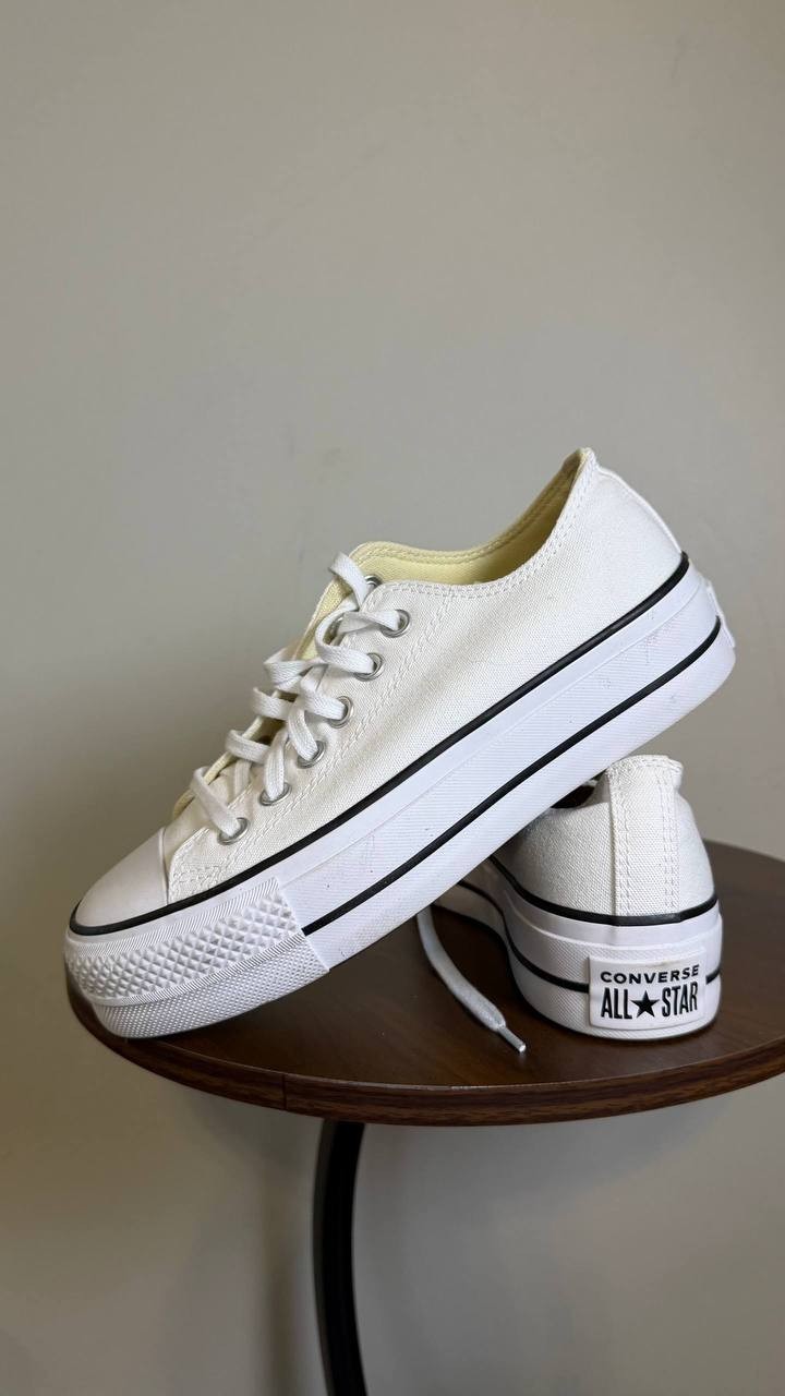 Converse Sneakers 4M White Textile New Without Box MSRP $69.95