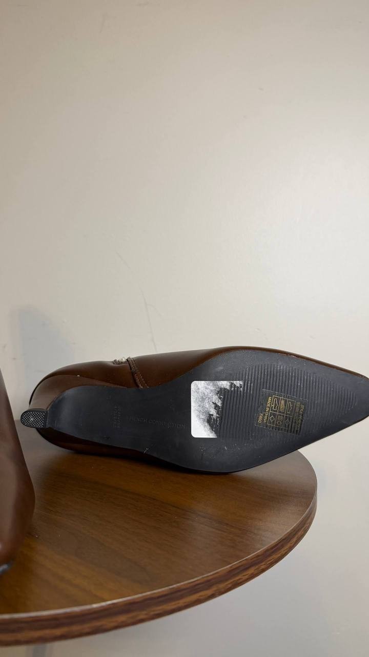 French Connection Chocolate Booties Size 6 New $129