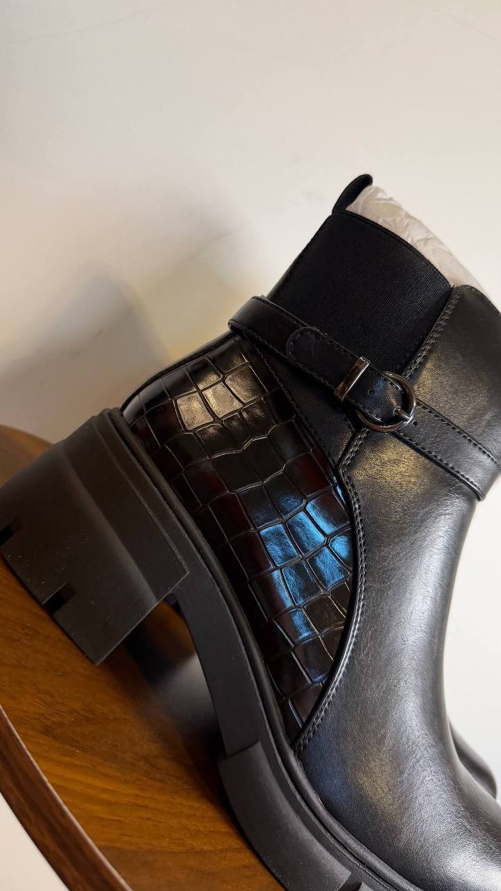 GC Shoes Dawn Booties 8 Black Block Heel Almond Toe Lug Sole NIB msrp$99.99