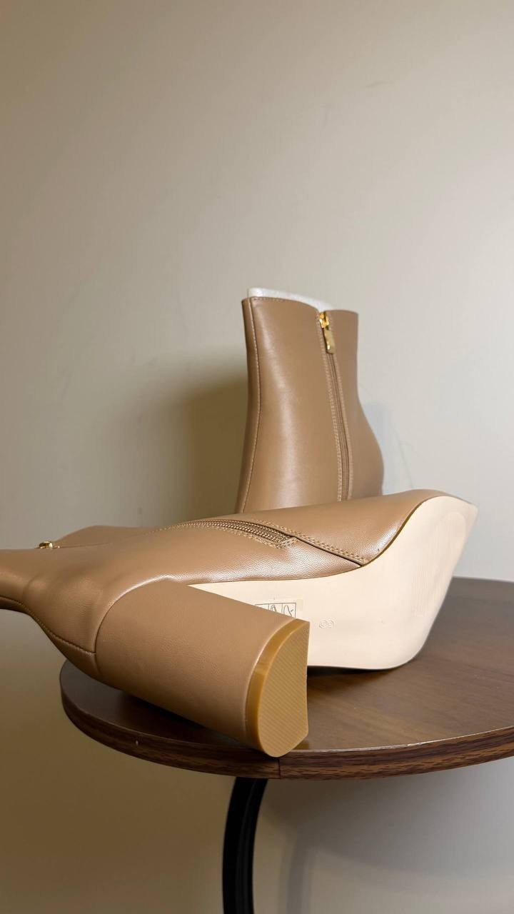 G.C. Shoes Nude Faux Leather Booties Size 8 New in Box $99.99
