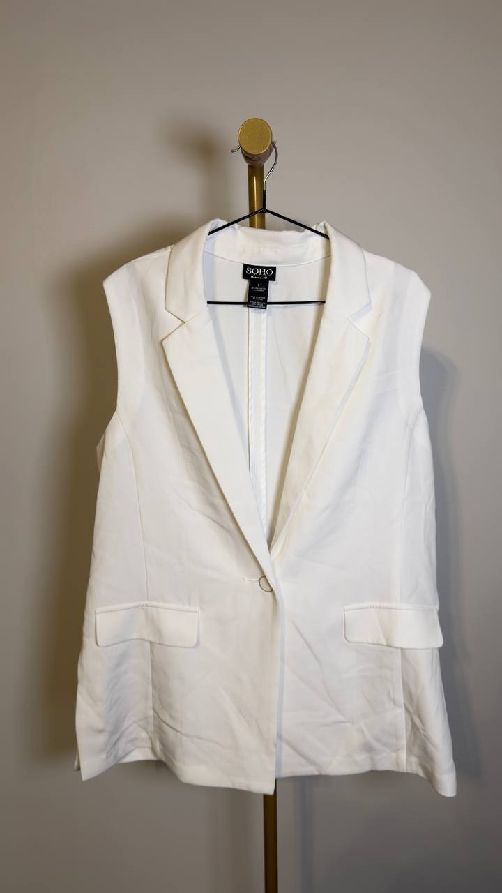 Soho Apparel LTD Women’s Sleeveless Blazer White L NWOT $60