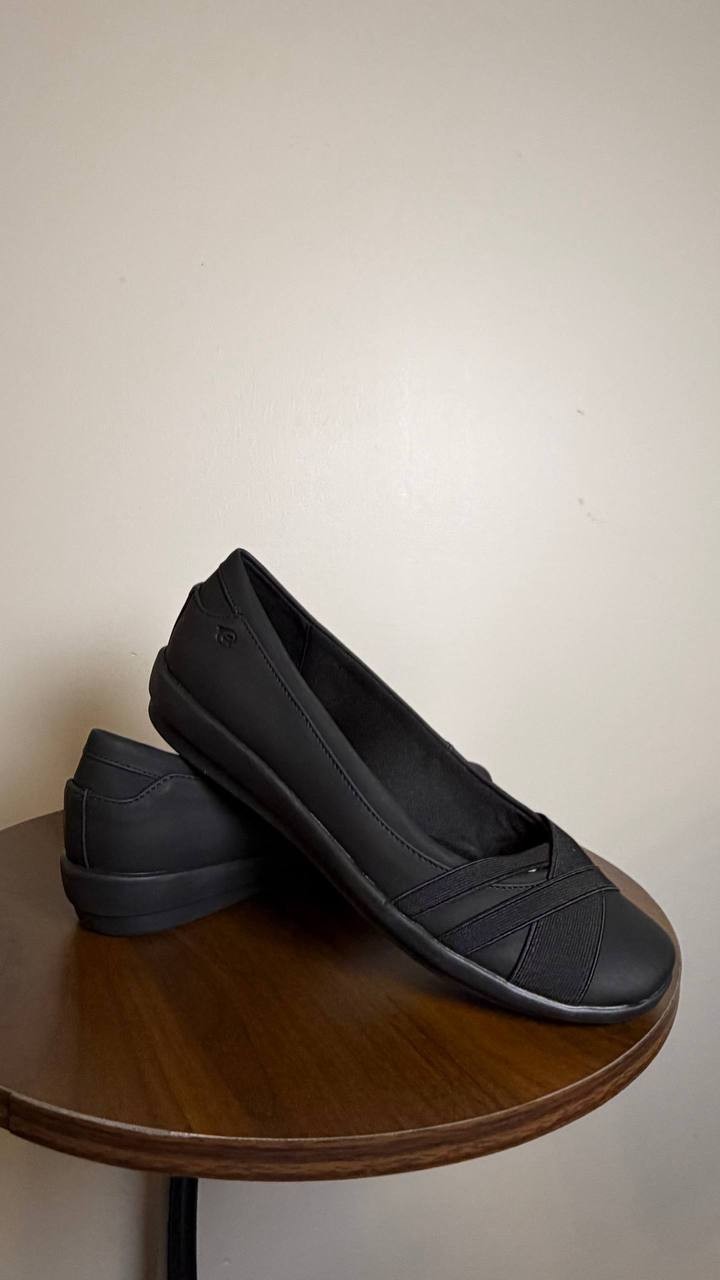 Easy Spirit Slip‑On Flats 6.5M Black Synthetic New in Box MSRP $69