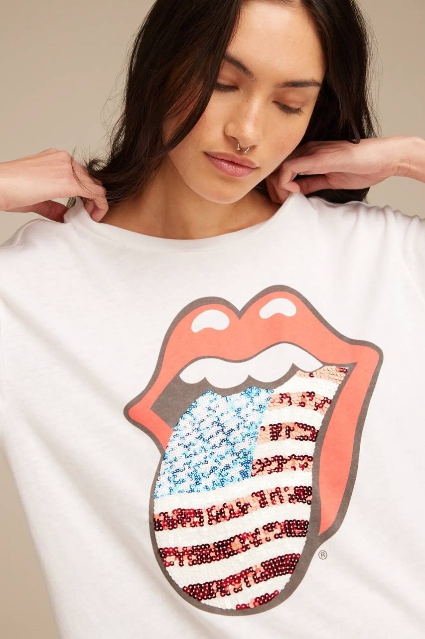 Rolling Stones Flag Boyfriend Tee White Size XL $49.50 – Lucky Brand Rock Style