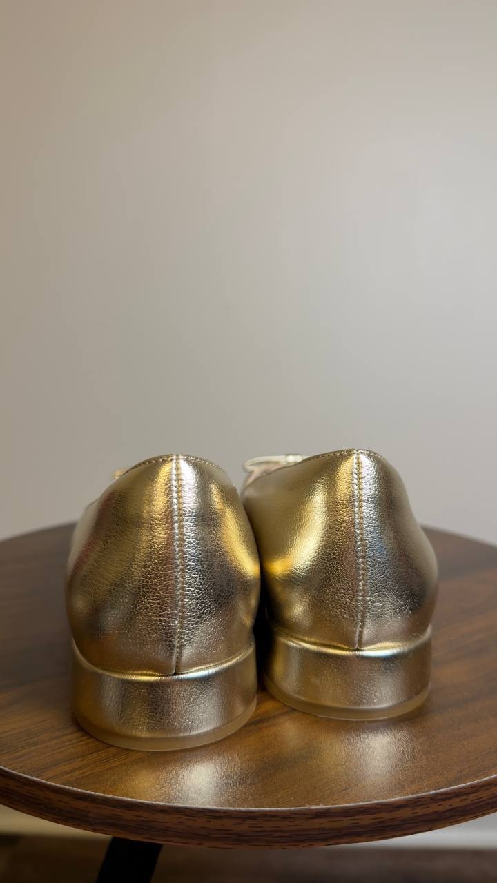 Clarks   Toe  Dress  Flats  Gold  Metallic  9W   New  With  Box  $100