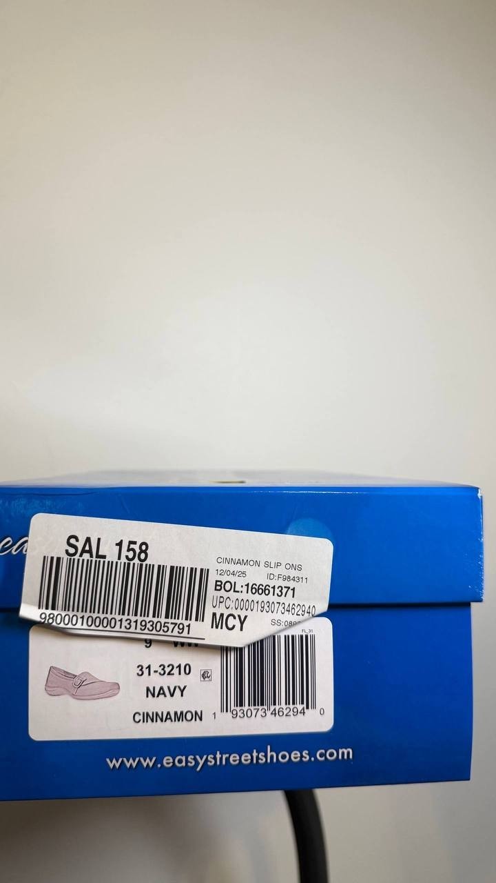Easy Street Cinnamon Slip‑Ons 9 Navy Faux Leather Square Toe Comfort NIB msrp$60